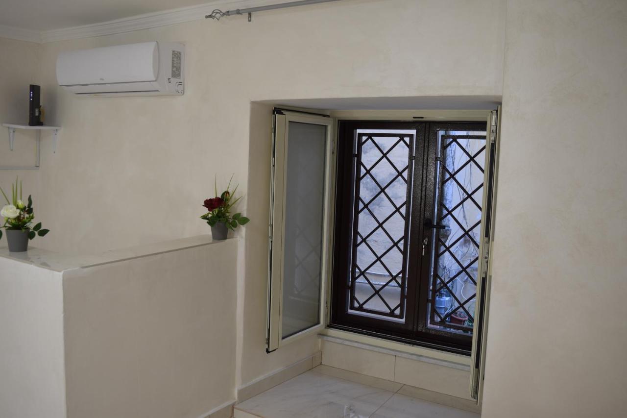 דירות Nonnona House-Napoli Centro מראה חיצוני תמונה